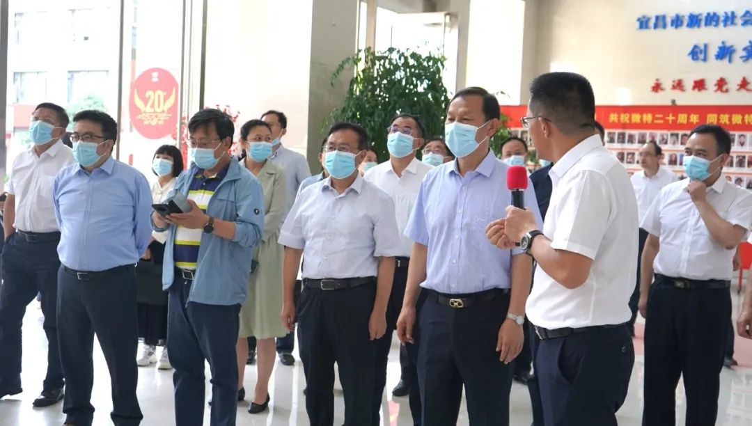 馬國強率部分全國人大代表、省代表來微特調(diào)研科技創(chuàng)新工作